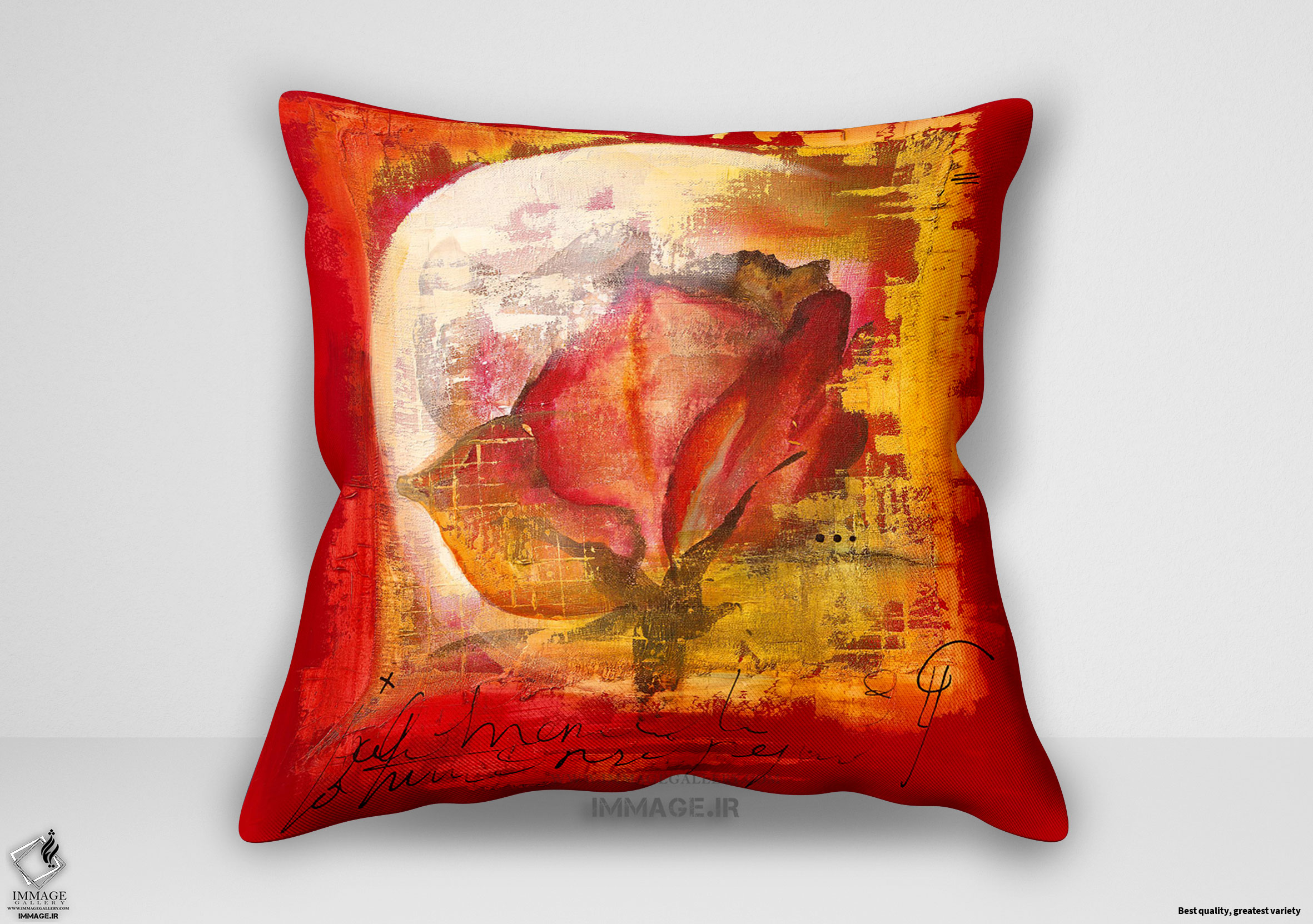 کوسن انتزاعی روی زمین توسط لیس جما (IG 3192)