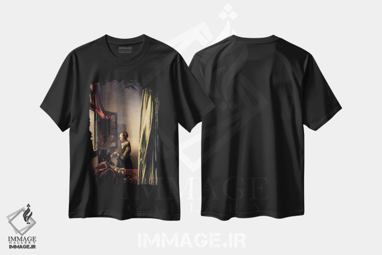 تیشرت طرح دار دختری در حال خواندن نامه کنار پنجره باز، باروک اثر یوهانس ورمیر | فروشگاه ایماژ