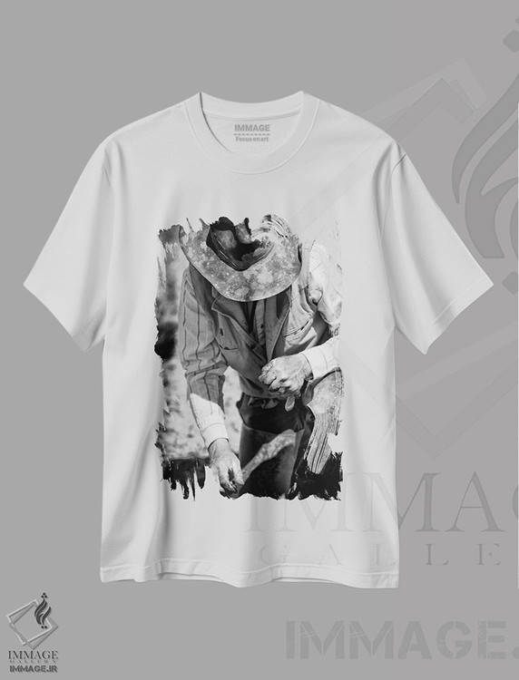 تیشرت طرح دار کابوی و کلاهش، تزئینی اثر دن بالارد | immage.ir