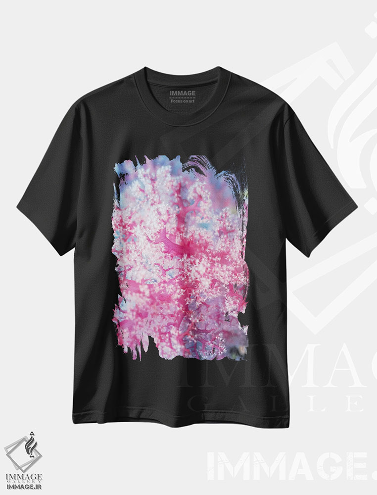 تیشرت طرح دار مرجان صورتی گران بها، مدیوم اثر هنرمند ناشناس | فروشگاه ایماژ