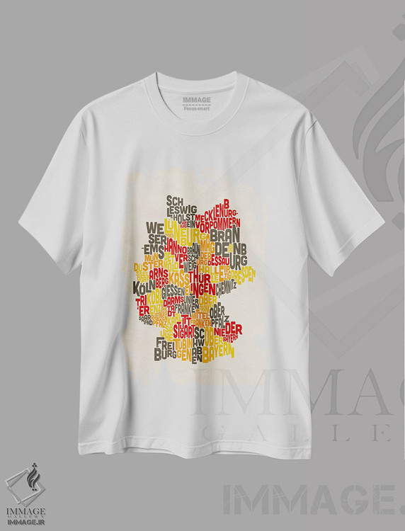 تیشرت طرح دار نقشهٔ متنی آلمان ۴، آبستره اثر مایکل تامپست | فروشگاه ایماژ
