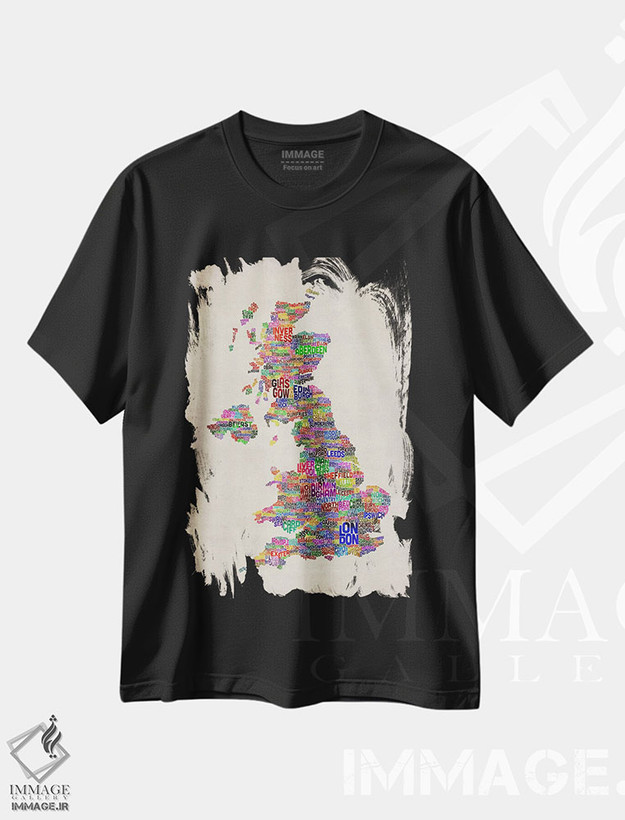 تیشرت طرح دار نقشهٔ متنی شهرهای بریتانیا و بریتانیای کبیر IV، آبستره اثر مایکل تامپست | فروشگاه ایماژ