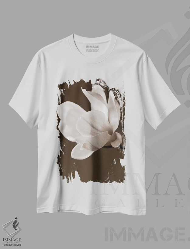 تیشرت طرح دار مگنولیا با رنگ سپیا، مدیوم اثر سیمپوزیوم دیزاین | فروشگاه ایماژ