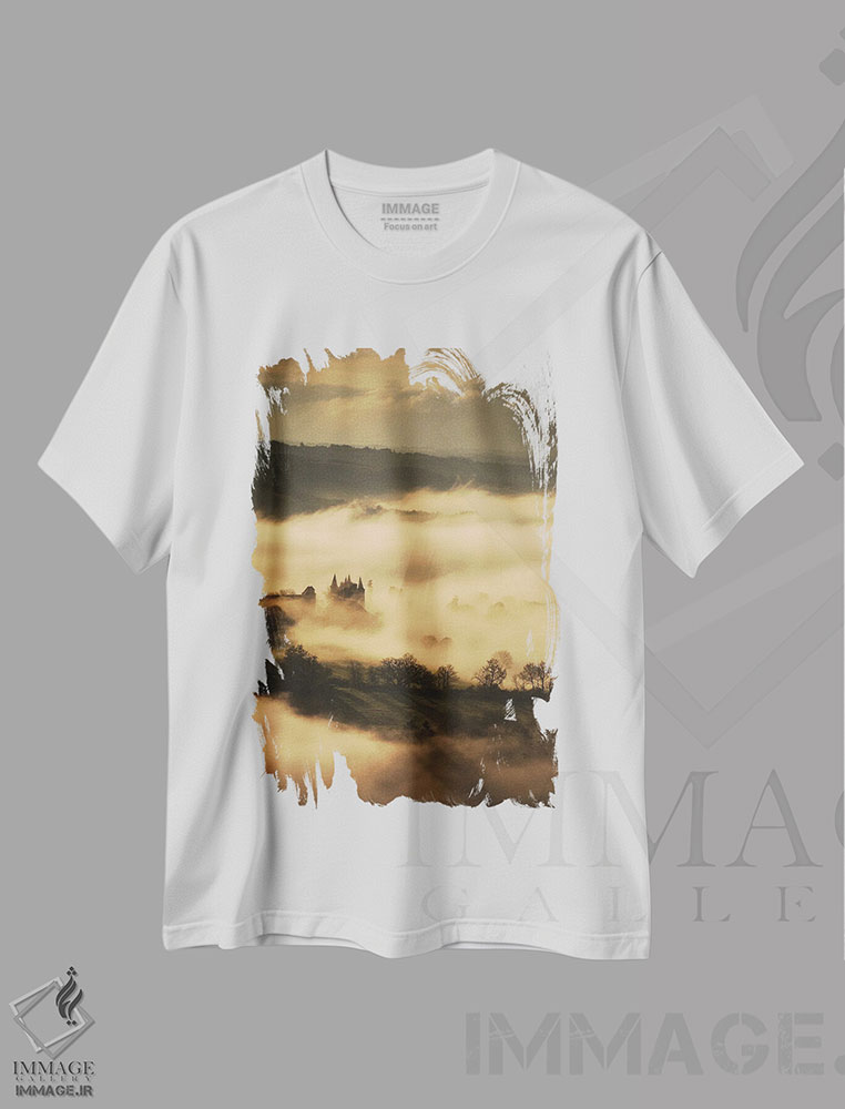 تیشرت طرح دار قلعه ای در آسمان، مدیوم اثر آنابل شابر | immage.ir