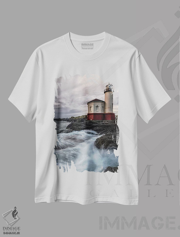 تیشرت طرح دار تابلوی فانوس دریایی، مدیوم اثر اندی اموس | فروشگاه ایماژ
