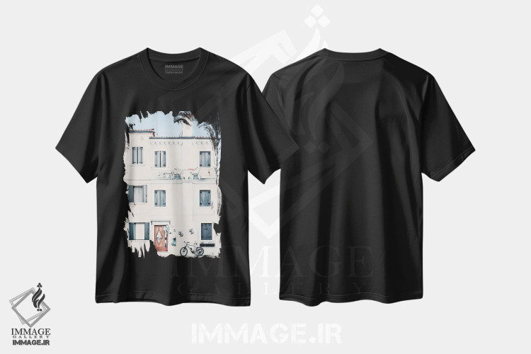 تیشرت طرح دار روستای آرام مدیترانه ای، تزئینی اثر اندی اموس | فروشگاه ایماژ