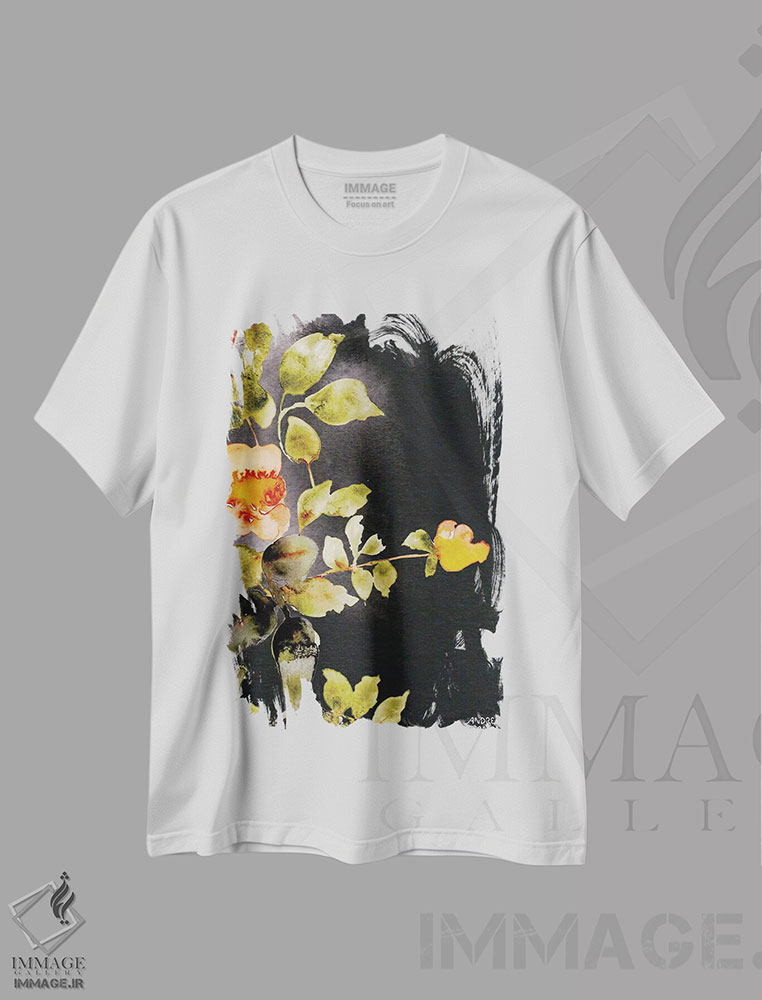 تیشرت طرح دار رزها روی زمینه مشکی، تزئینی اثر آندریا بیجو | immage.ir