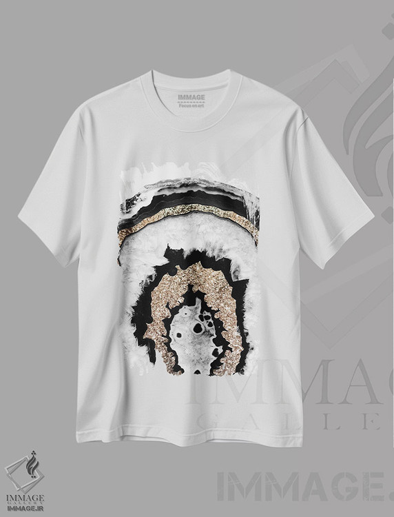 تیشرت طرح دار عقیق خاکستری، سیاه و سفید با درخشش طلایی IB، آبستره اثر هنر آنیتا و بلا | immage.ir