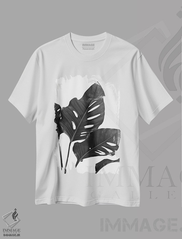 تیشرت طرح دار مانسترا با حس سیاه و سفید I، عکاسی سیاه و سفید اثر هنر آنیتا و بلا | فروشگاه ایماژ