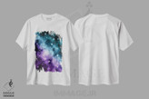 تیشرت طرح دار رویای سحابی کهکشانی بنفش و سبزآبی III، آبستره اثر هنر آنیتا و بلا | فروشگاه ایماژ
