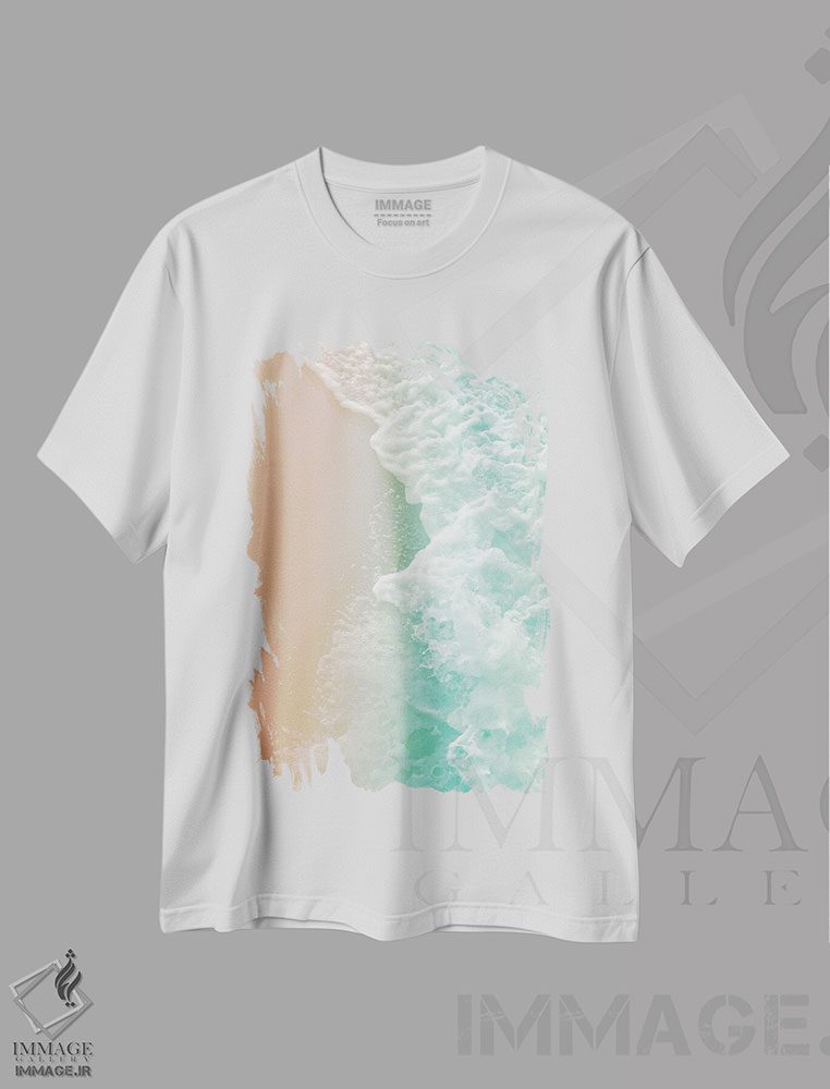 تیشرت طرح دار زیبایی اقیانوس بژ و زمردی ملایم I، دکور ساحلی اثر هنر آنیتا و بلا | immage.ir