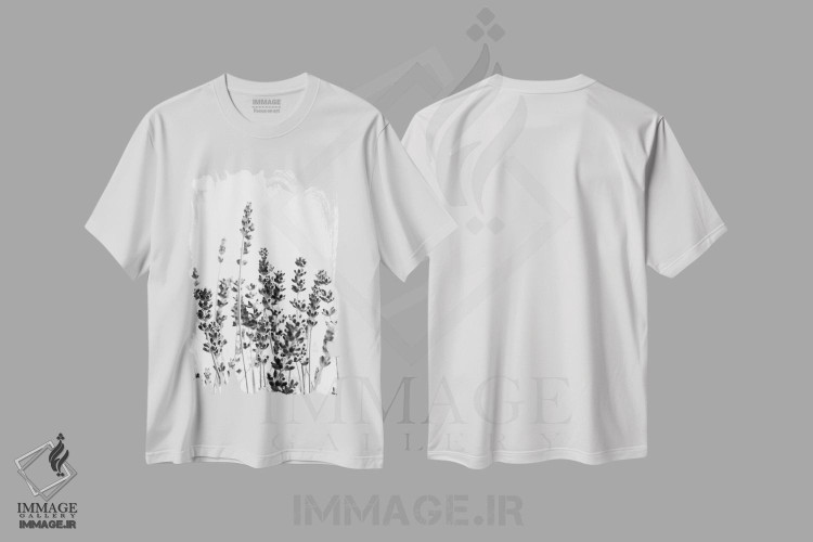 تیشرت طرح دار اسطوخودوس بنفش در سیاه و سفید I، عکاسی سیاه و سفید اثر هنر آنیتا و بلا | immage.ir