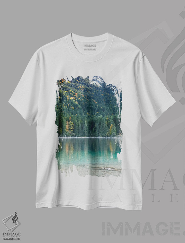 تیشرت طرح دار بازتاب درختان در دریاچه دوم، دکور کلبه و لژ اثر هنر آنیتا و بلا | فروشگاه ایماژ