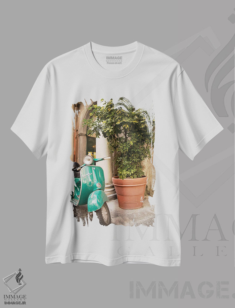 تیشرت طرح دار اسکوتر رترو در آمالفی یک، مدیوم اثر هنر آنیتا و بلا | immage.ir