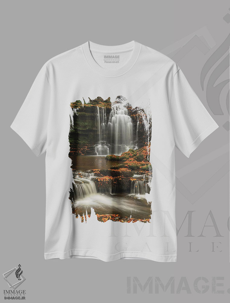 تیشرت طرح دار آبشار جنگلی، مدیوم اثر آدام برتون | immage.ir