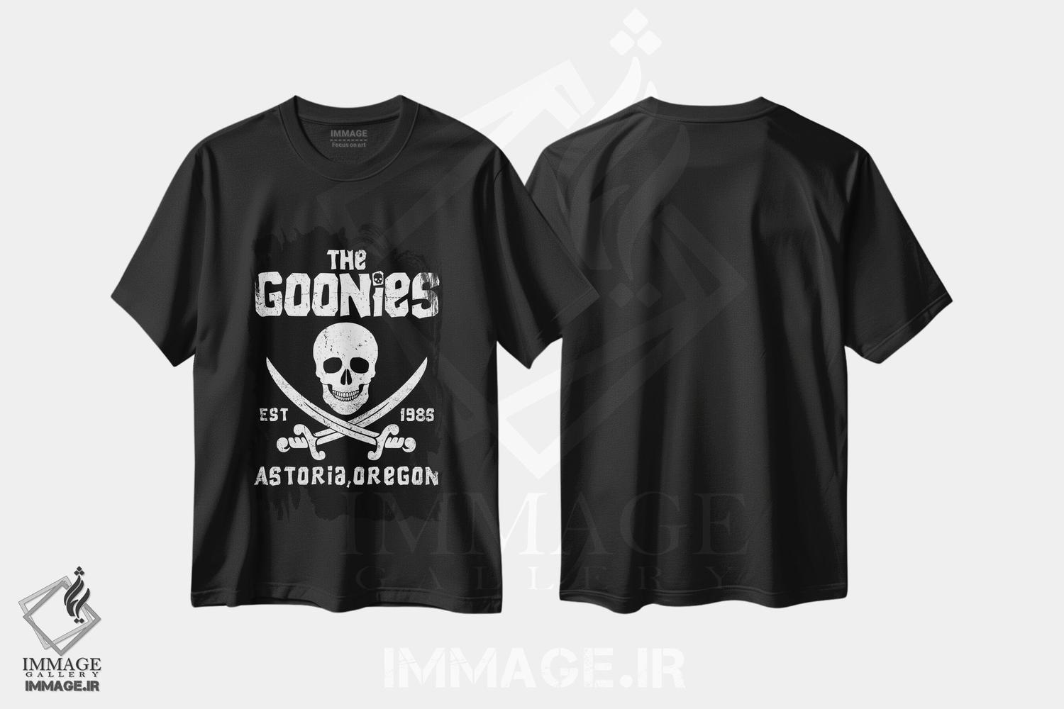 تیشرت طرح دار آستوریا ۱۹۸۵، پوستر مینیمال فیلم های اکشن و ماجراجویی اثر آنتونیو کامارنا | immage.ir