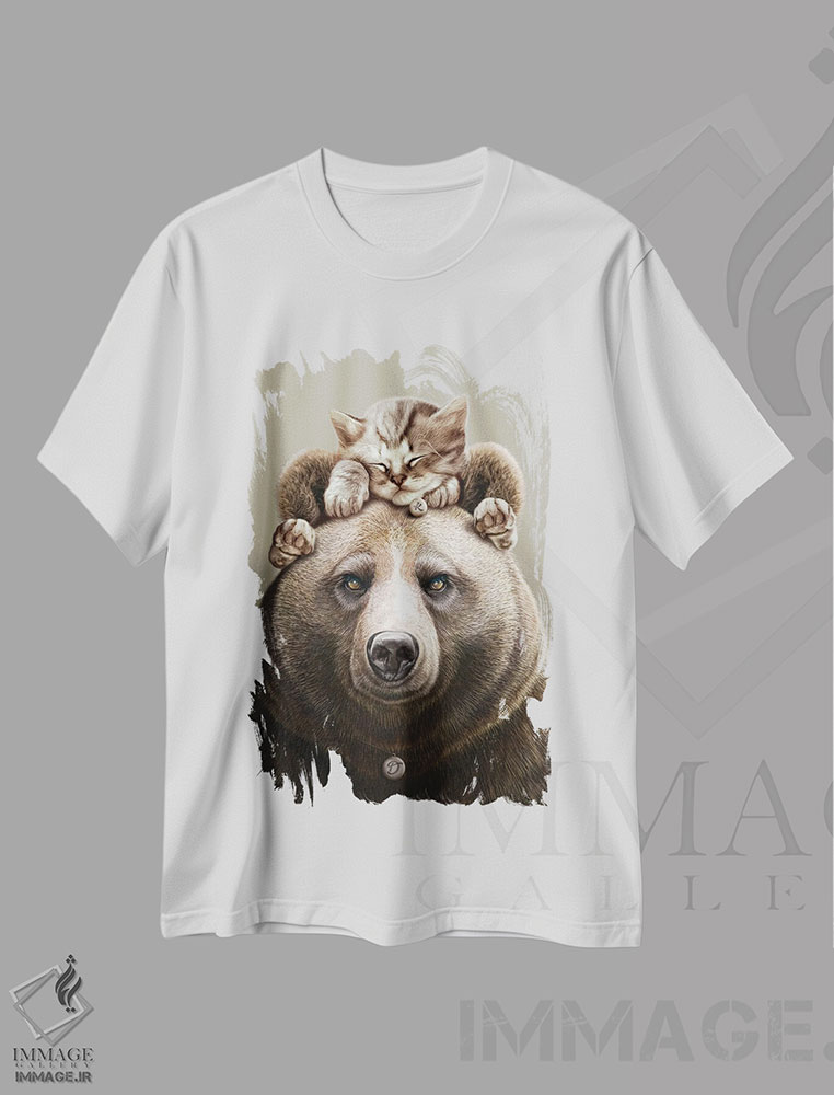 تیشرت طرح دار گربه روی خرس، تزئینی اثر آدام لاولس | immage.ir