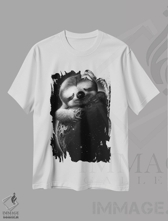تیشرت طرح دار کُندروی ماه، هنر دیجیتال اثر آدام لاولس | immage.ir