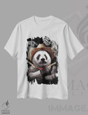تیشرت طرح دار پاندا با تفنگ ضربدری، تزئینی اثر آدام لاولس | immage.ir