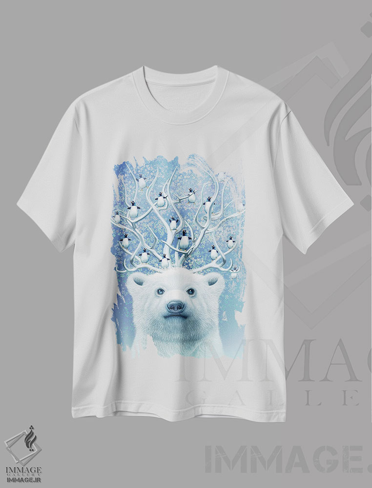 تیشرت طرح دار خرس قطبی با شاخ بالا، تزئینی اثر آدام لاولس | immage.ir