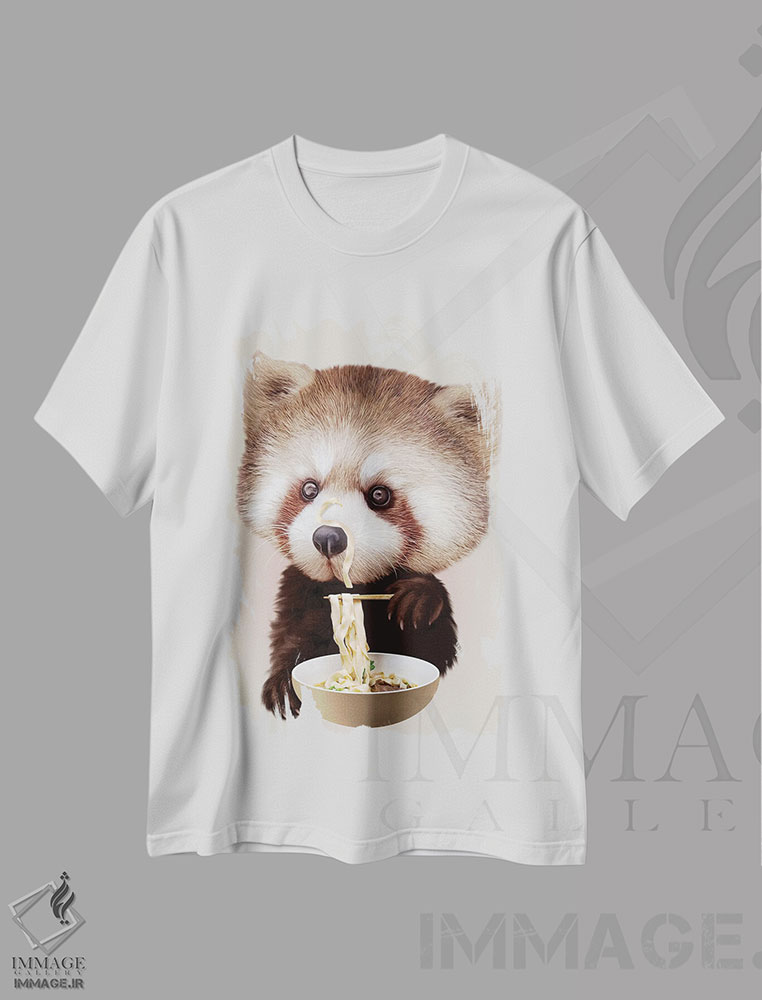 تیشرت طرح دار پاندای قرمز عاشق نودل، تزئینی اثر آدام لاولس | immage.ir
