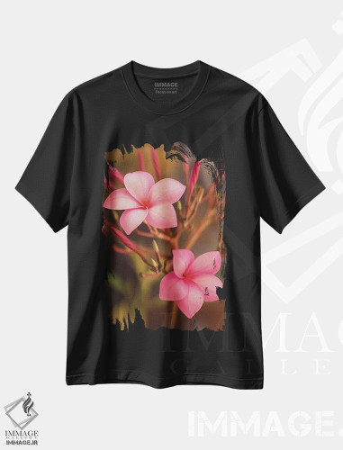 تیشرت طرح دار گل های صورتی، مدیوم اثر پیکسل کهنه | فروشگاه ایماژ
