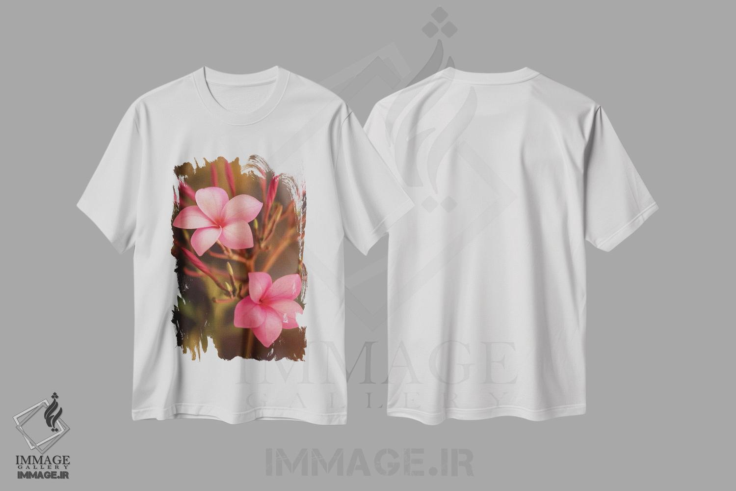 تیشرت طرح دار گل های صورتی، مدیوم اثر پیکسل کهنه | immage.ir