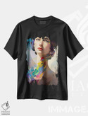 تیشرت طرح دار زنی که کاندینسکی به او افتخار می کند ۱۱، هنر دیجیتال اثر آلساندرو دلا توره | فروشگاه ایماژ
