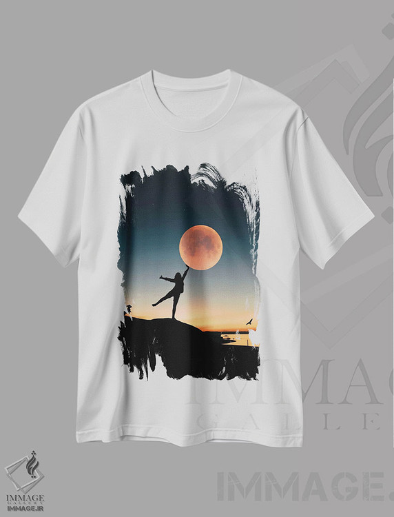 تیشرت طرح دار دستیابی به ماه، عکاسی ترکیبی اثر عبدالله ایویندار | immage.ir