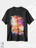 تیشرت طرح دار در شعله، دکور معاصر اثر آندریا فِیرفرویس | فروشگاه ایماژ