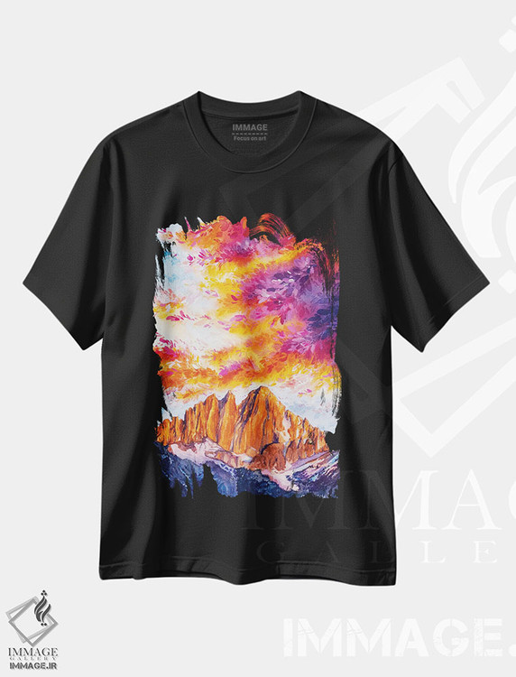 تیشرت طرح دار در شعله، دکور معاصر اثر آندریا فِیرفرویس | فروشگاه ایماژ