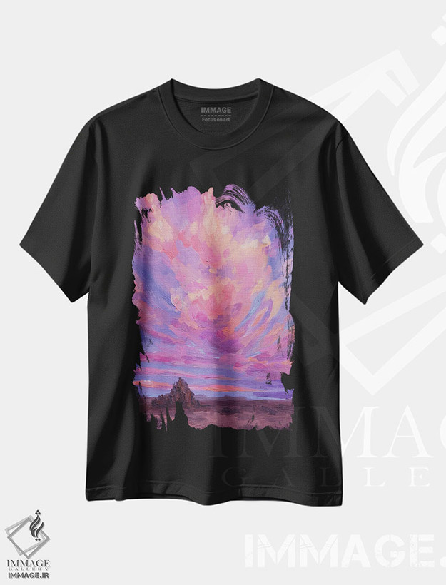 تیشرت طرح دار تشکیل شیشه رنگی، دکور معاصر اثر آندریا فِیرفرویس | فروشگاه ایماژ