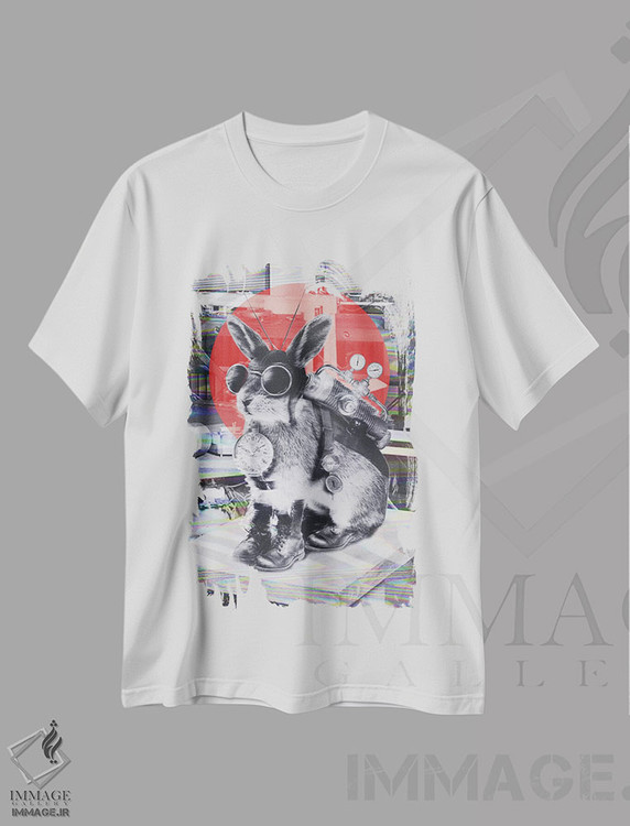 تیشرت طرح دار سفرکننده در زمان، دکوراسیون جایگزین اثر علی گولچ | immage.ir