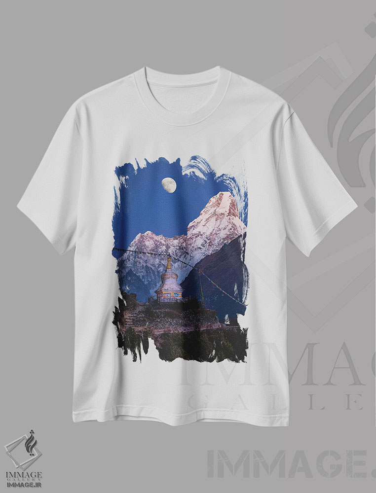 تیشرت طرح دار اورست و ماه در ساعت آبی هیمالیا نپال، مدیوم اثر الکس جی پرز | immage.ir