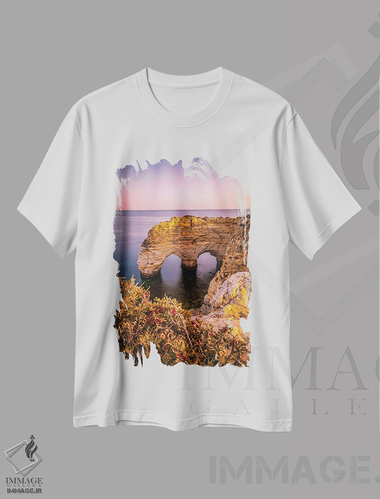 تیشرت طرح دار صخره قلبی شکل ساحل بنگیل پرتغال، مدیوم اثر الکس جی پرز | immage.ir