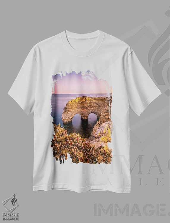 تیشرت طرح دار صخره قلبی شکل ساحل بنگیل پرتغال، مدیوم اثر الکس جی پرز | immage.ir