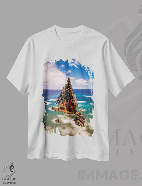 تیشرت طرح دار صخره جزیره مادیرا پرتغال، مدیوم اثر الکس جی پرز | immage.ir