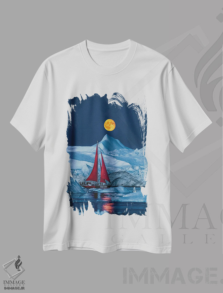 تیشرت طرح دار قایق بادبانی قرمز کنار کوه یخی گرینلند با ماه کامل، مدیوم اثر الکس جی پرز | immage.ir