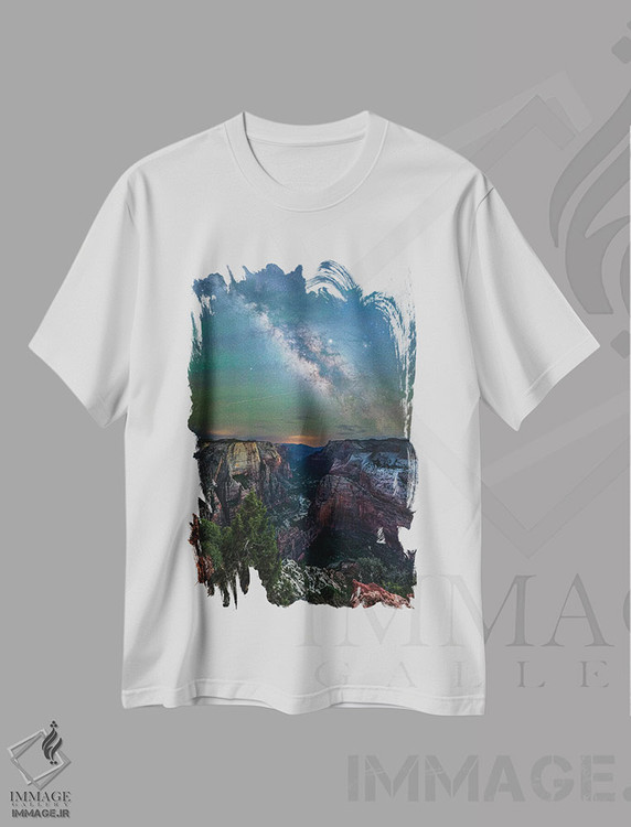 تیشرت طرح دار پیاده روی در پارک ملی زایون، راه شیری و شب پرستاره، مدیوم اثر الکس جی پرز | immage.ir