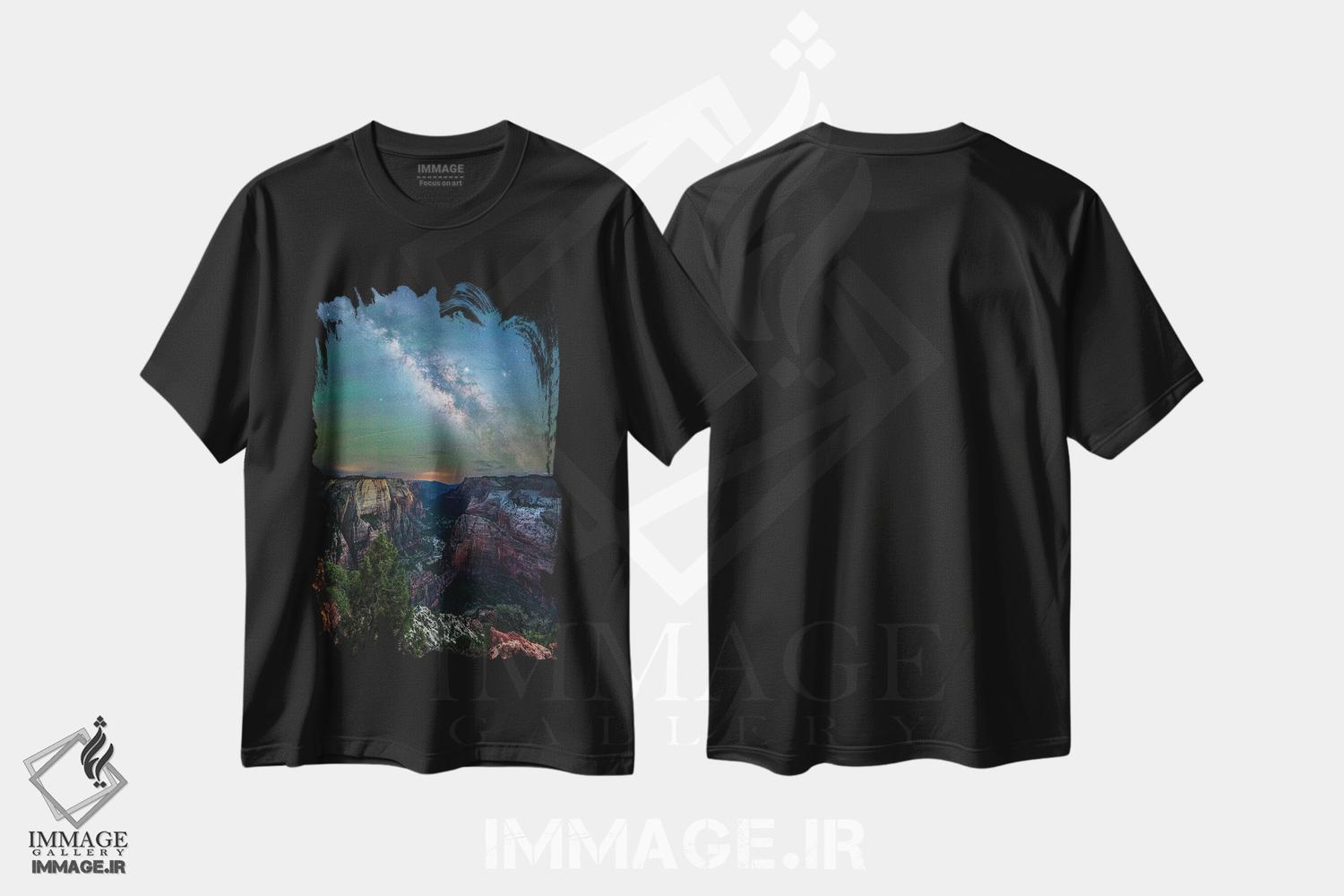 تیشرت طرح دار پیاده روی در پارک ملی زایون، راه شیری و شب پرستاره، مدیوم اثر الکس جی پرز | فروشگاه ایماژ