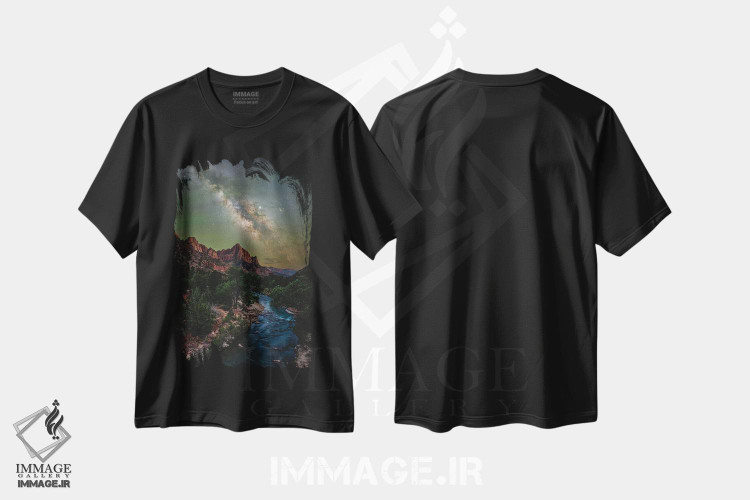 تیشرت طرح دار پیاده روی در پارک ملی زایون، راه شیری و شب پرستاره، مدیوم اثر الکس جی پرز | فروشگاه ایماژ