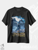 تیشرت طرح دار مناظر کوهستانی توریس دل پاین، پاتاگونیا، شیلی، مدیوم اثر الکس جی پرز | فروشگاه ایماژ