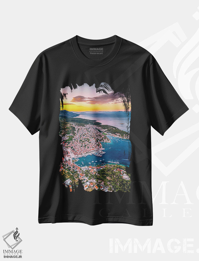 تیشرت طرح دار غروب شهر کوچک هوار از نمای بالا، مدیوم اثر الکس جی پرز | فروشگاه ایماژ