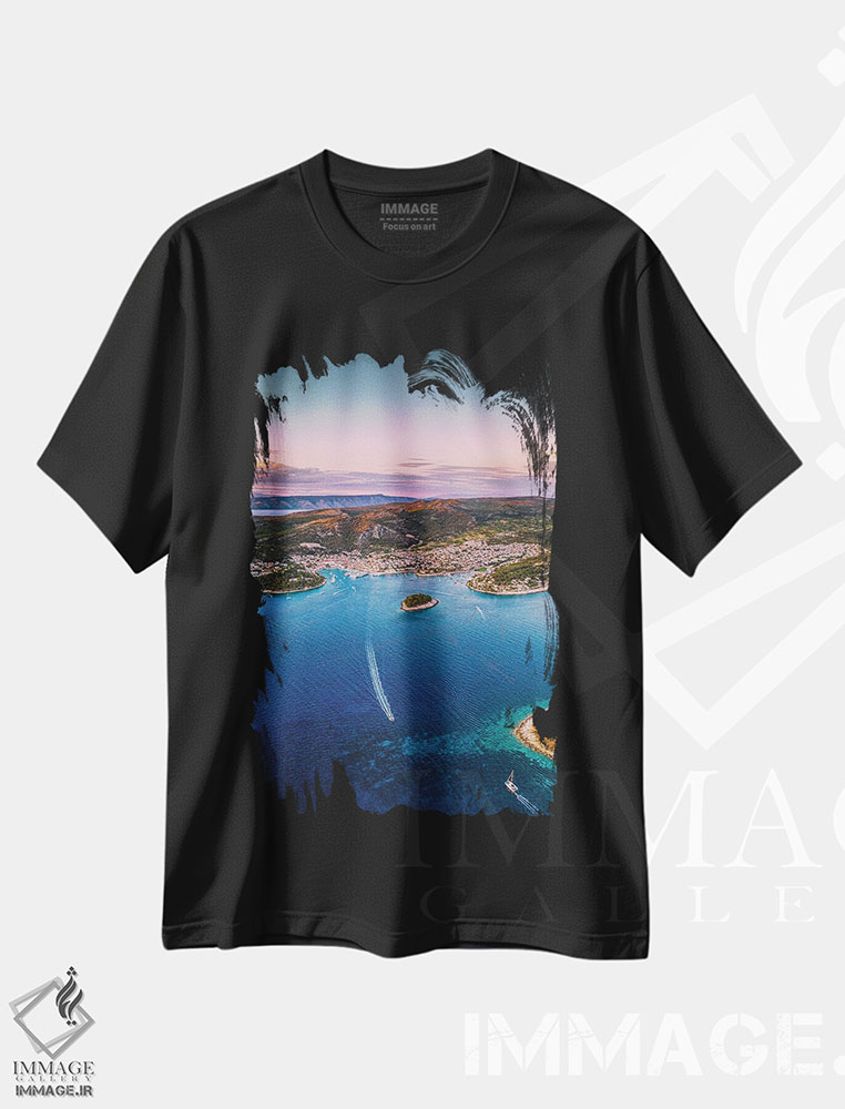 تیشرت طرح دار غروب شهر کوچک هوار از نمای بالا، مدیوم اثر الکس جی پرز | فروشگاه ایماژ