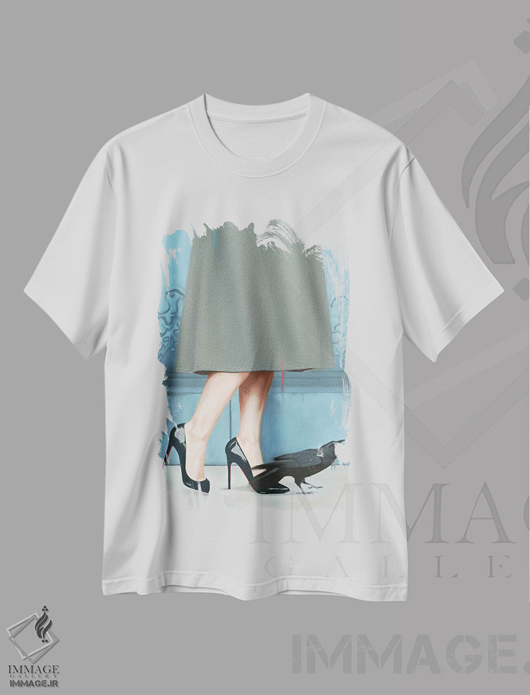تیشرت طرح دار ملکه از راه می رسد، هنر فاخر اثر الکساندر گراهوفسکی | immage.ir