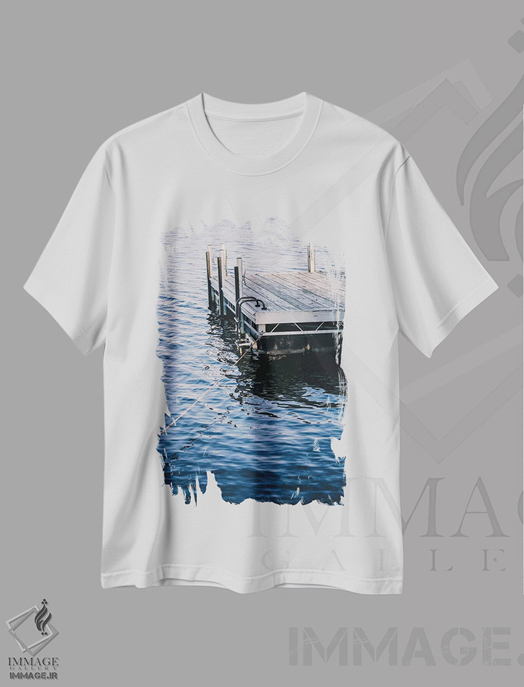 تیشرت طرح دار دریاچه نیلی، مدیوم اثر آن هادک | immage.ir