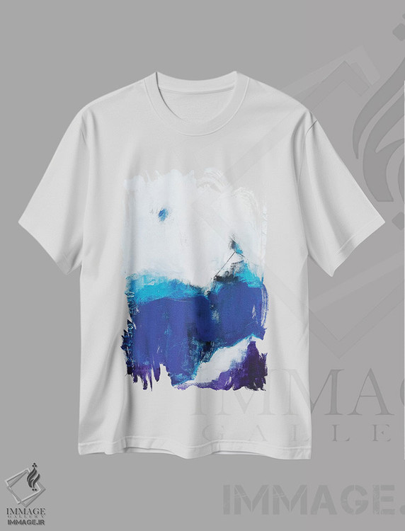 تیشرت طرح دار خانه کوچک روی زغال اخته اثر جولی احمد | immage.ir