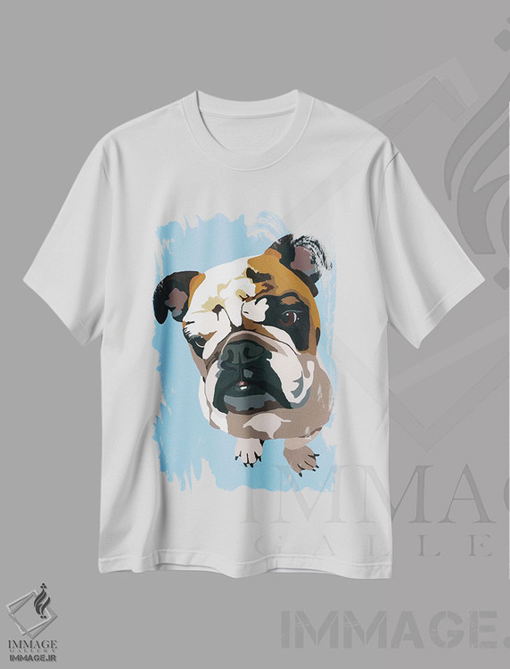 تیشرت طرح دار بولداگ روی زمینه آبی اثر جولی احمد | immage.ir