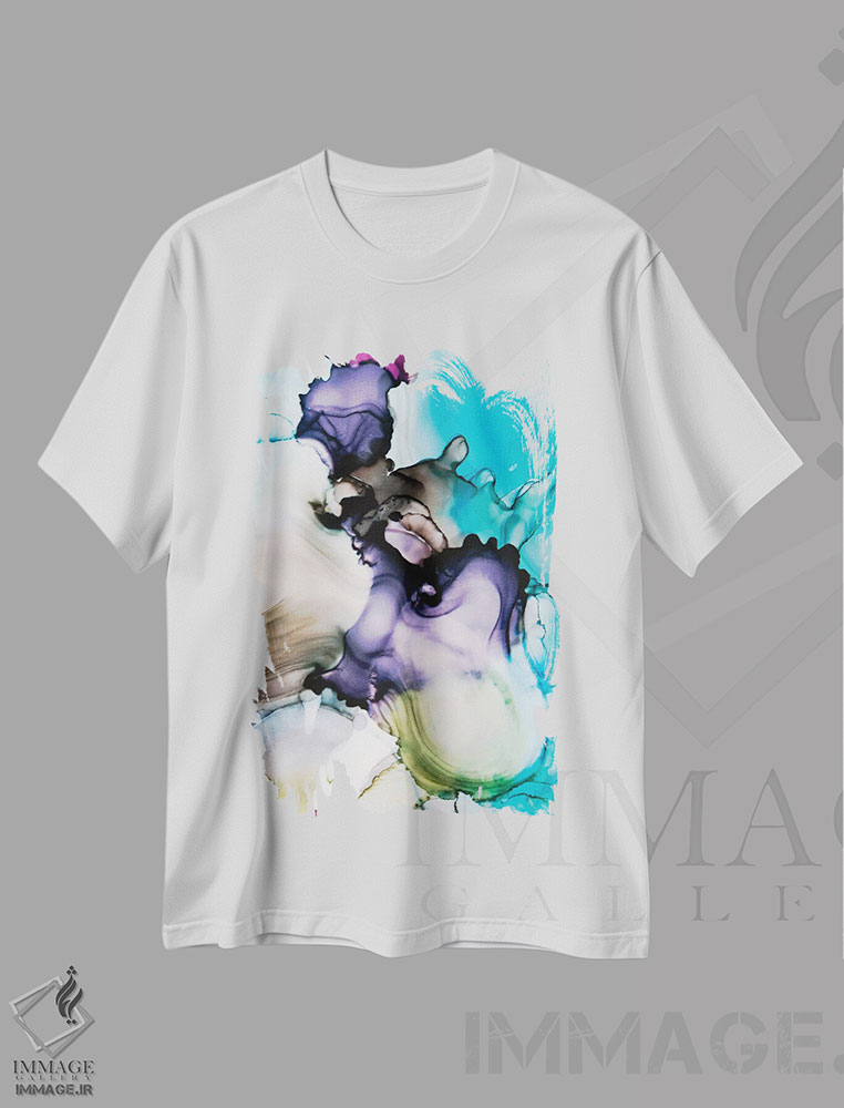 تیشرت طرح دار جزئیات بُعد دیگر دوم اثر جولی احمد | immage.ir