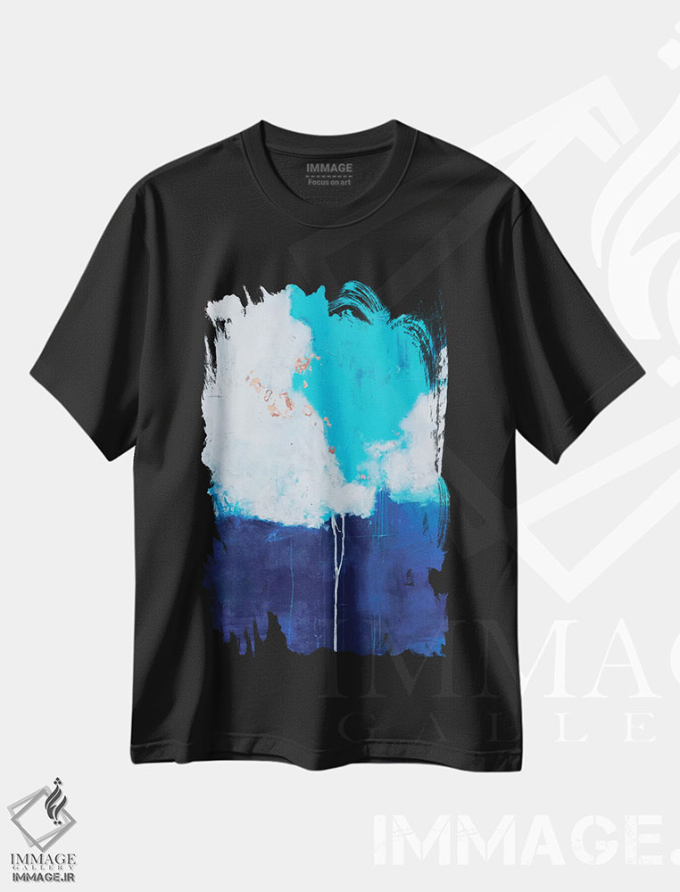 تیشرت طرح دار تاریک و توفانی دنیلز اثر جولی احمد | فروشگاه ایماژ